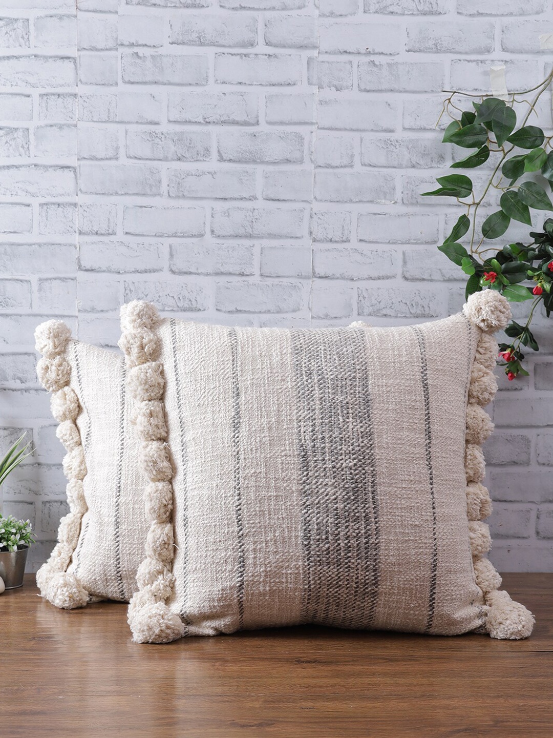 

eyda Set Of 2 Cream-Coloured & Grey Striped Square Cushion Covers