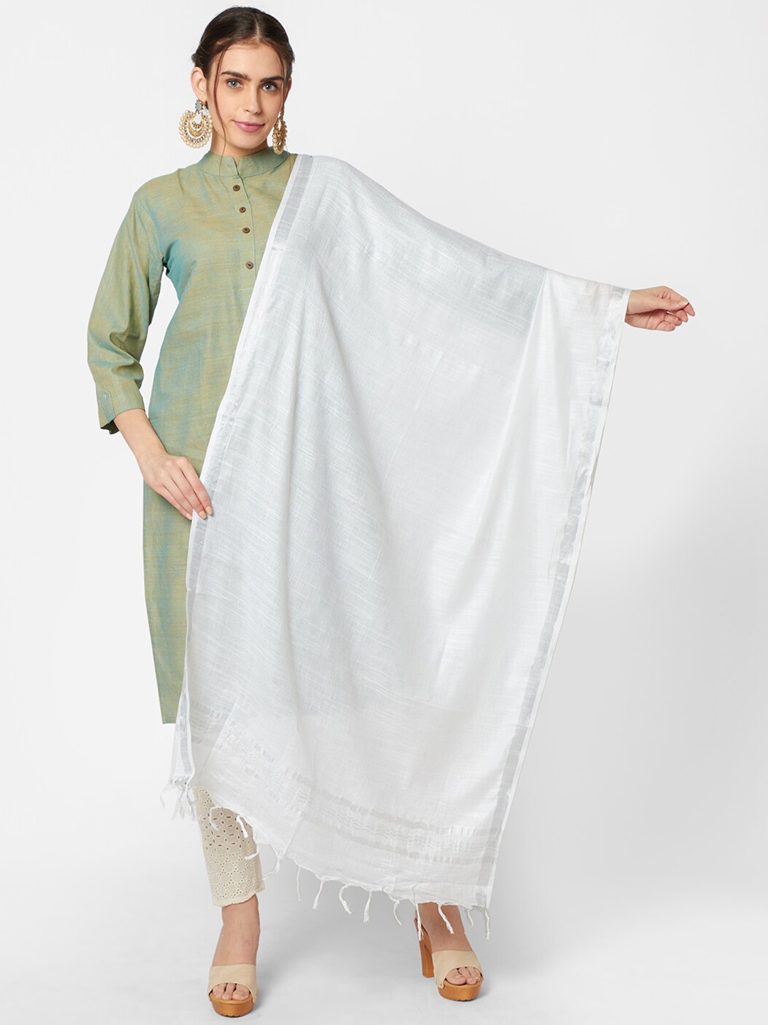 

Dupatta Bazaar Women White Solid Linen Dupatta