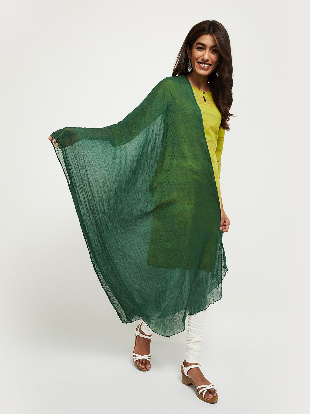 

max Women Green Solid Dupatta
