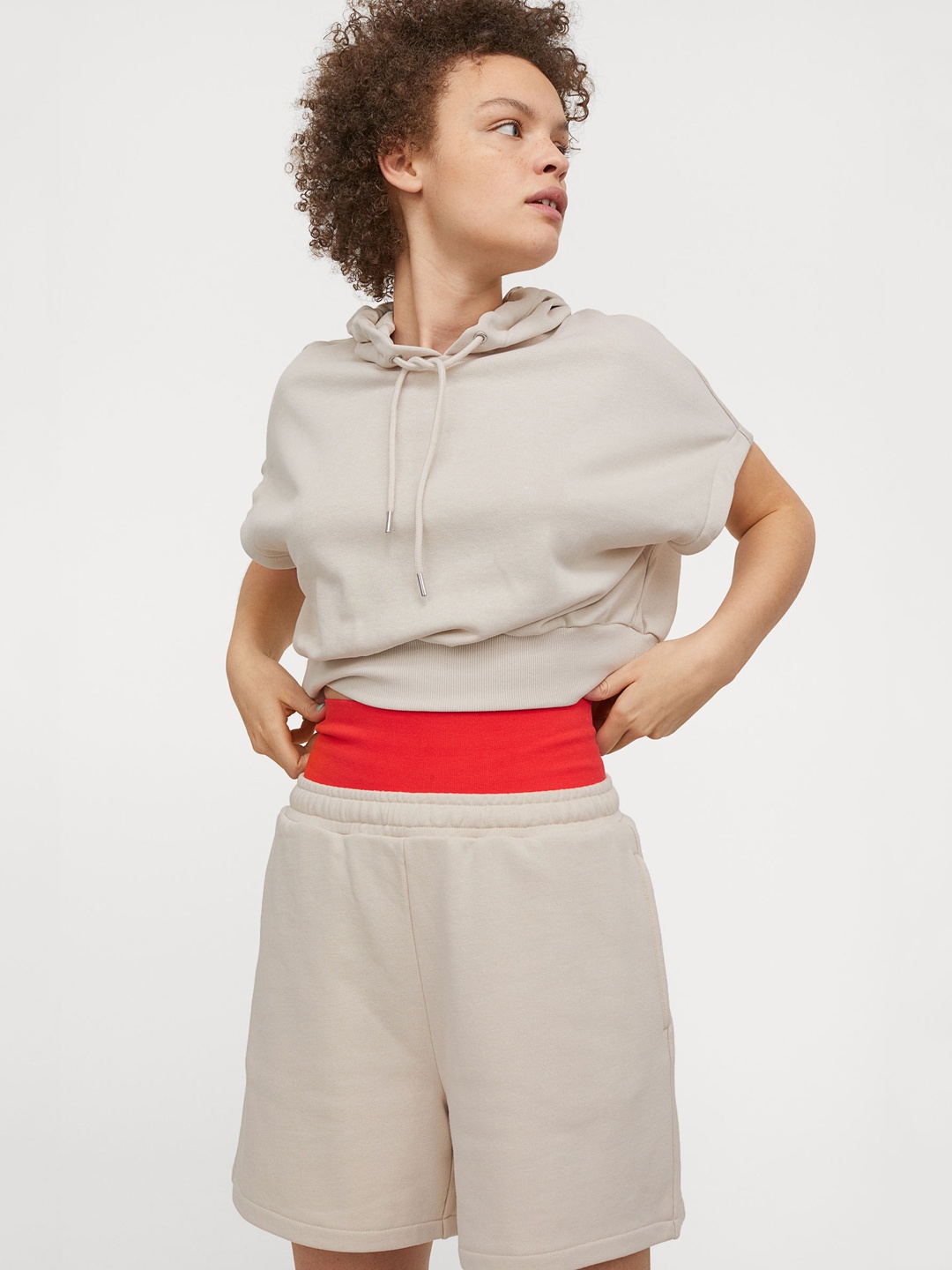 

H&M Women White & Beige Solid Sweatshirt Shorts
