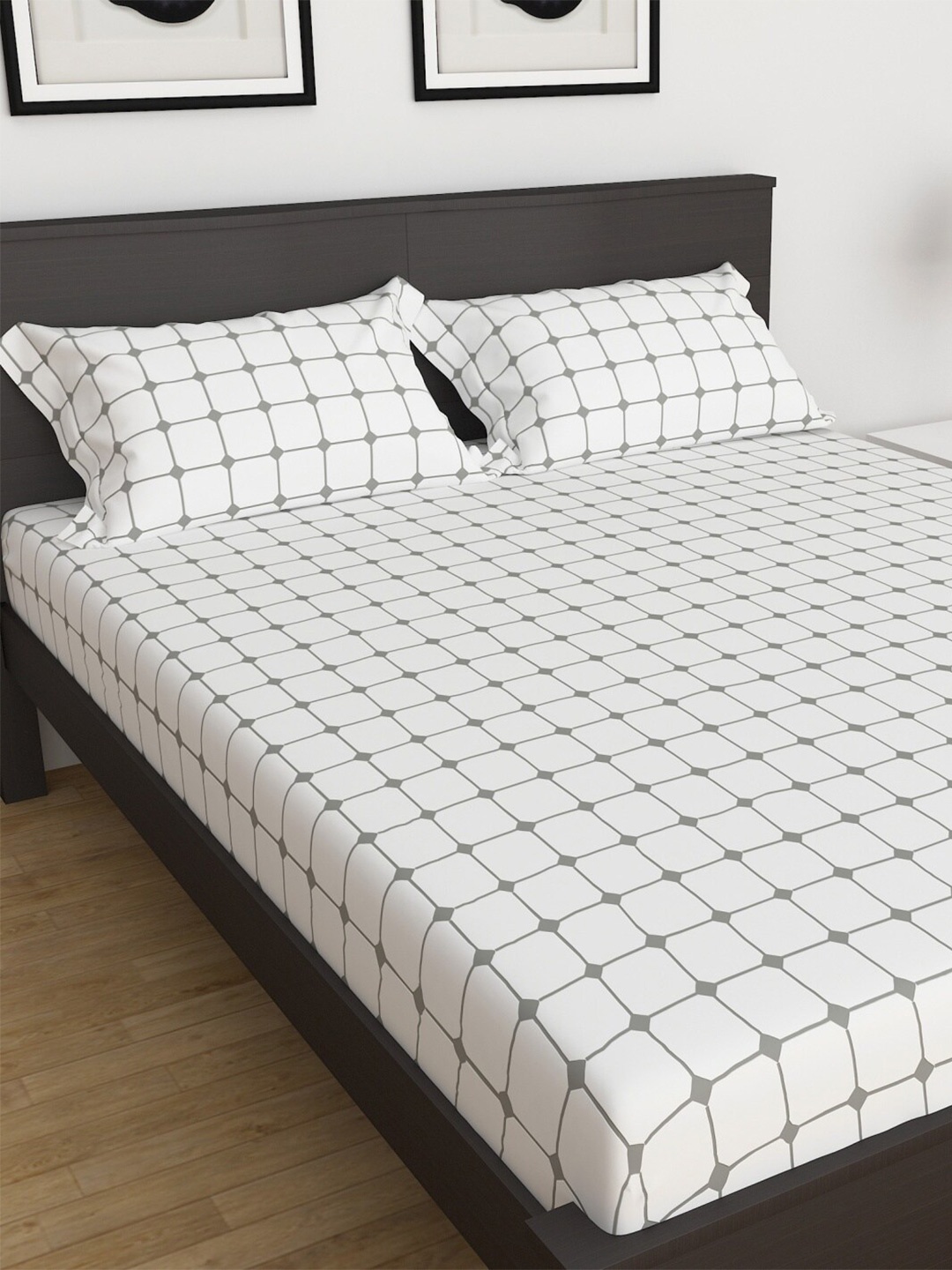 

Home Centre White & Grey Marshmellow 3Pcs 200 TC Fitted King Bedsheet with 2 Pillow Covers
