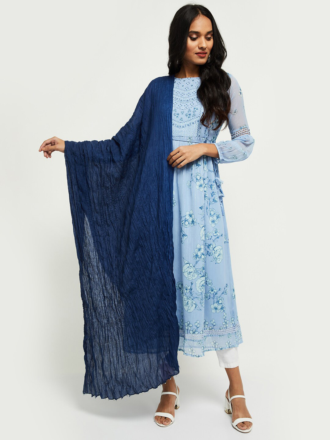 

max Women Blue Solid Cotton Dupatta, Navy blue