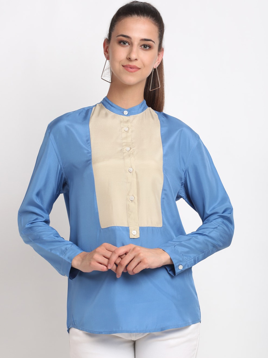 

Bhaane Women Blue Boxy Colourblocked Casual Shirt