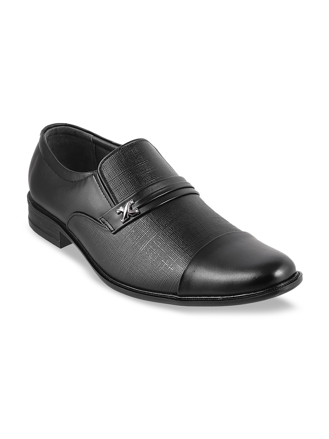 

Mochi Men Black Textured Leather Formal Slip-Ons
