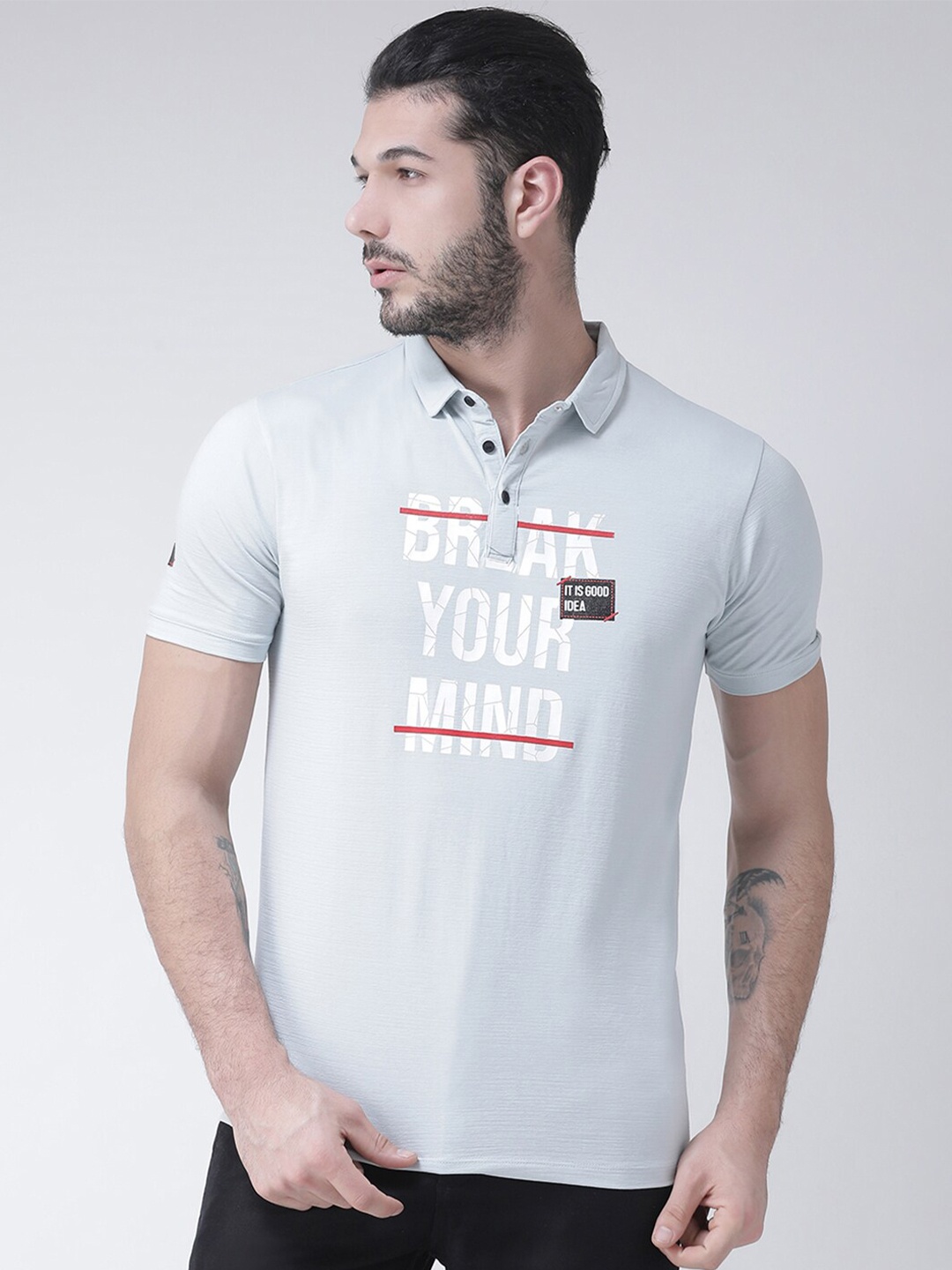 

Rex Straut Jeans Men Blue Typography Printed Polo Collar Slim Fit Cotton T-shirt