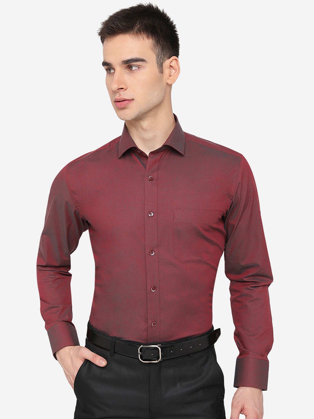 

METAL Men Brown Solid Slim Fit Pure Cotton Casual Shirt
