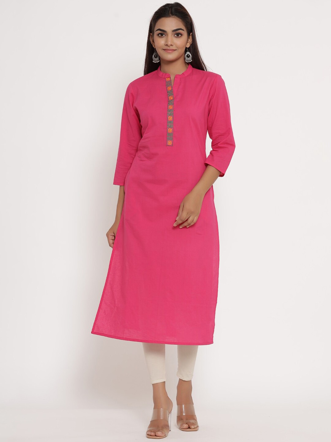 

Sangria Women Fuchsia Yoke Design Thread Work Kurta
