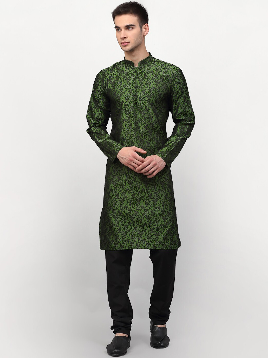 

Jompers Men Green Ethnic Motifs Kurta with Churidar