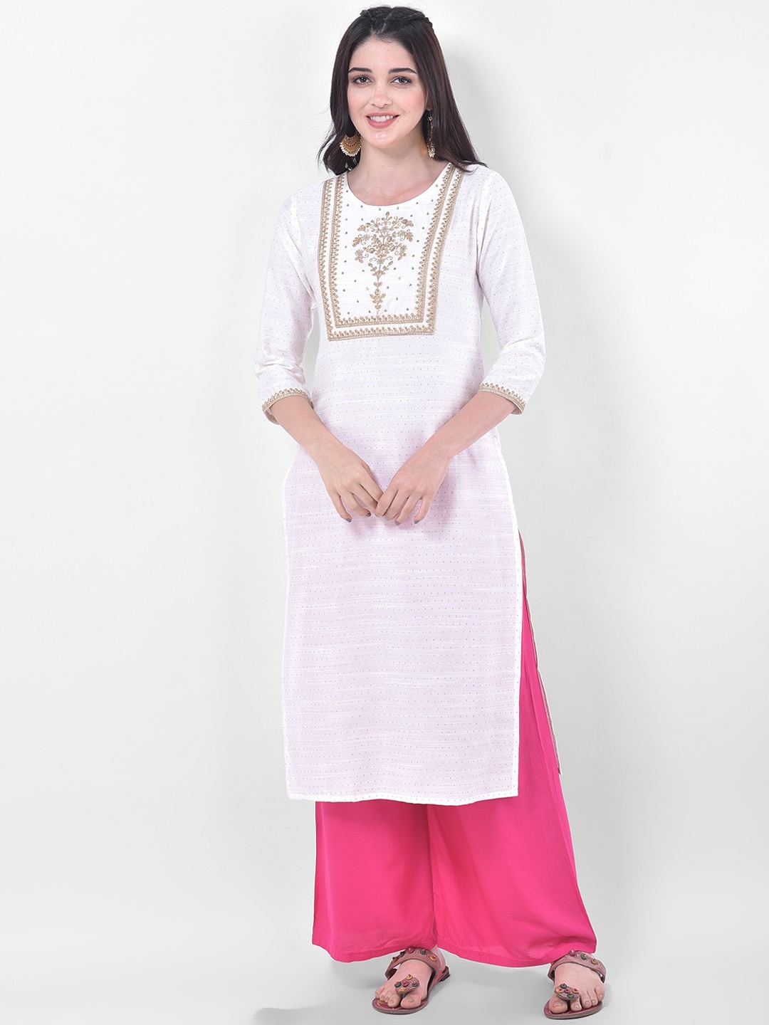 

Span Women White Ethnic Motifs Embroidered Thread Work Cotton Kurta