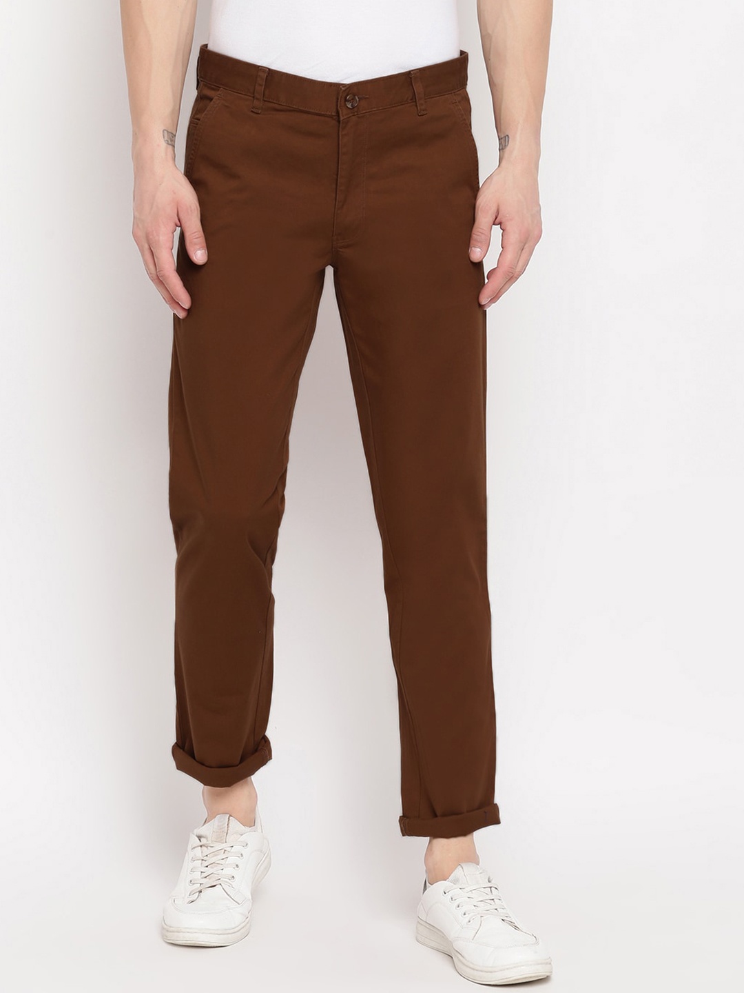 

Richlook Men Solid Brown Slim Fit Mid Rise Chinos