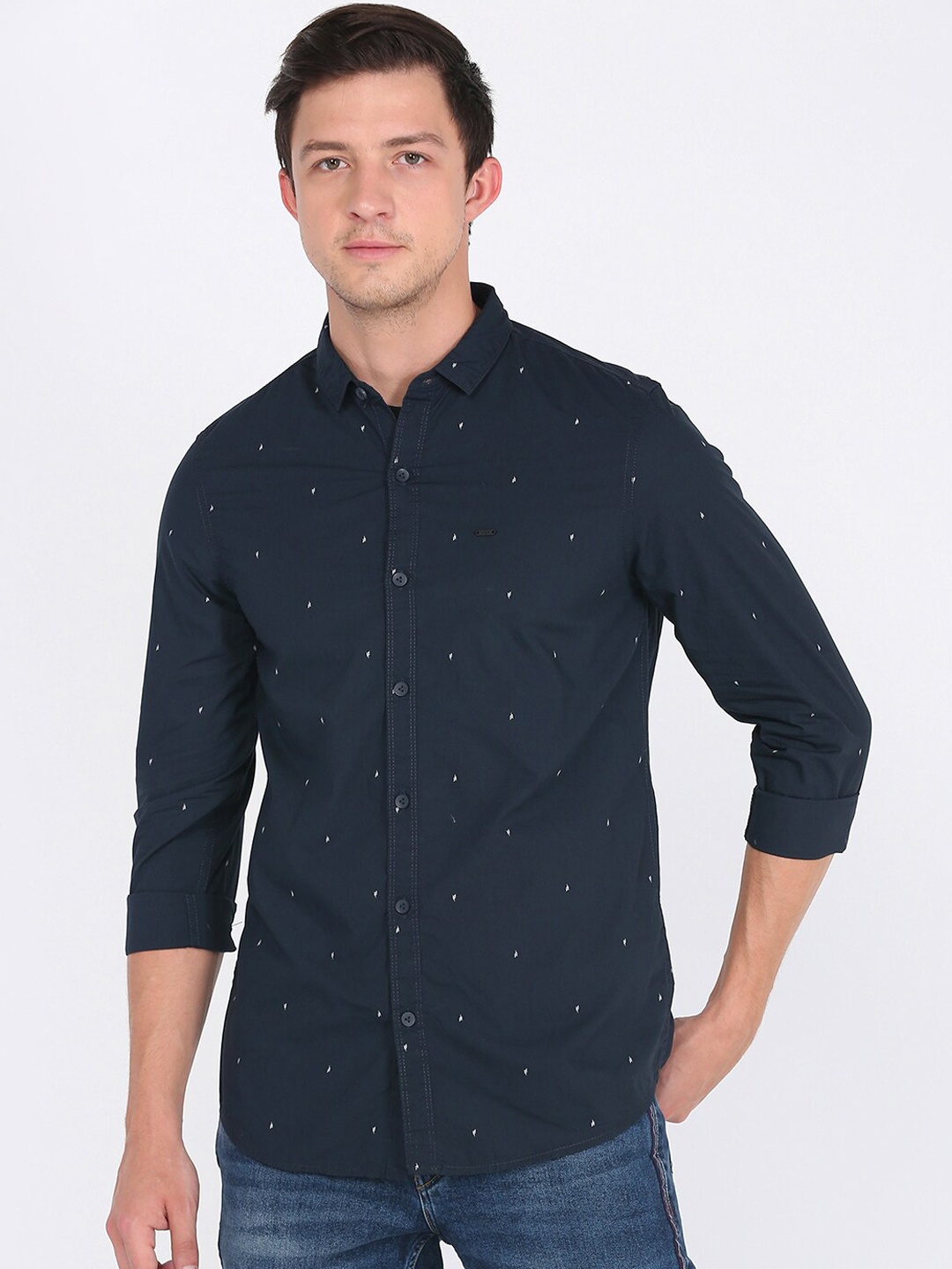 

Lee Men Blue Slim Fit Printed Casual Shirt