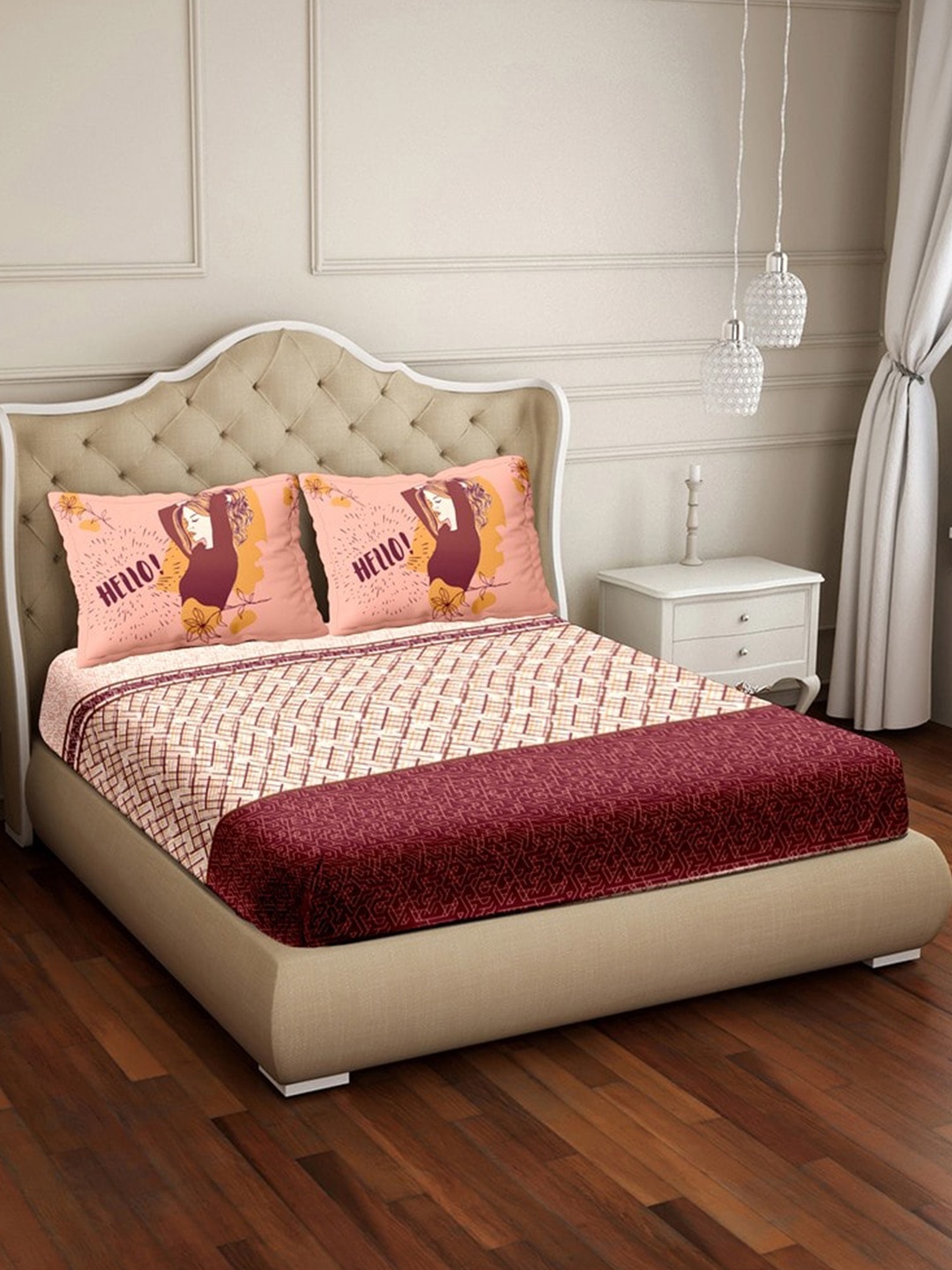 

BELLA CASA Pink & Burgundy Geometric 250 TC Cotton King Bedsheet with 2 Pillow Covers