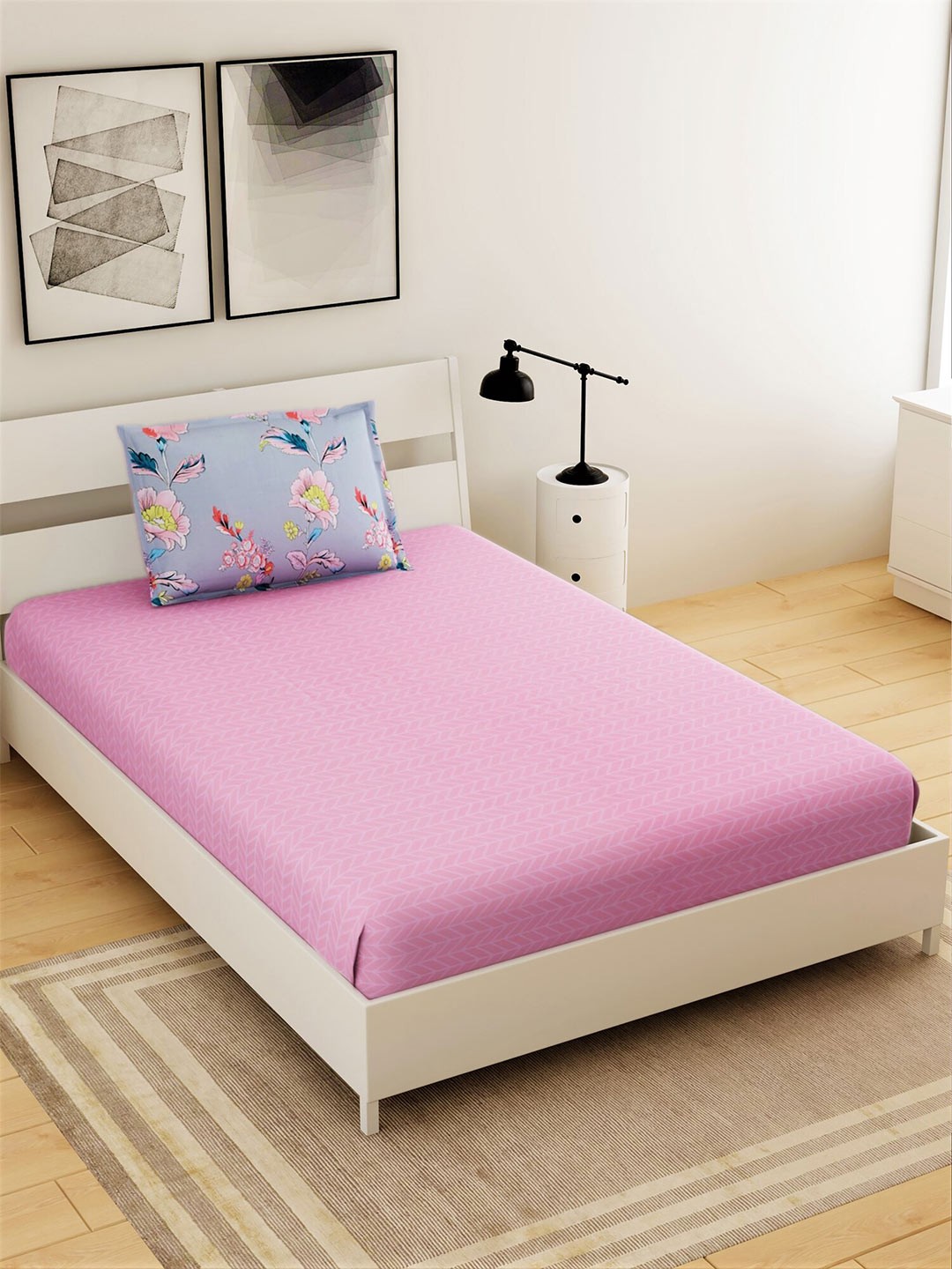 

Salona Bichona Pink & Grey Geometric 144 TC Single Bedsheet with 1 Pillow Covers