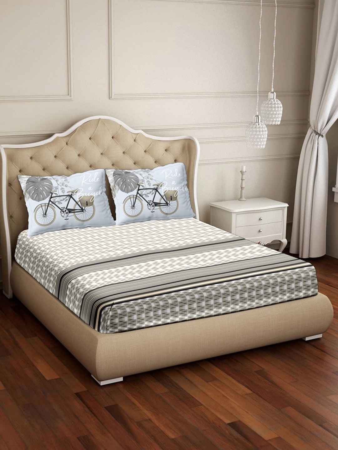 

BELLA CASA Grey Geometric 250 TC Cotton King Bedsheet with 2 Pillow Covers