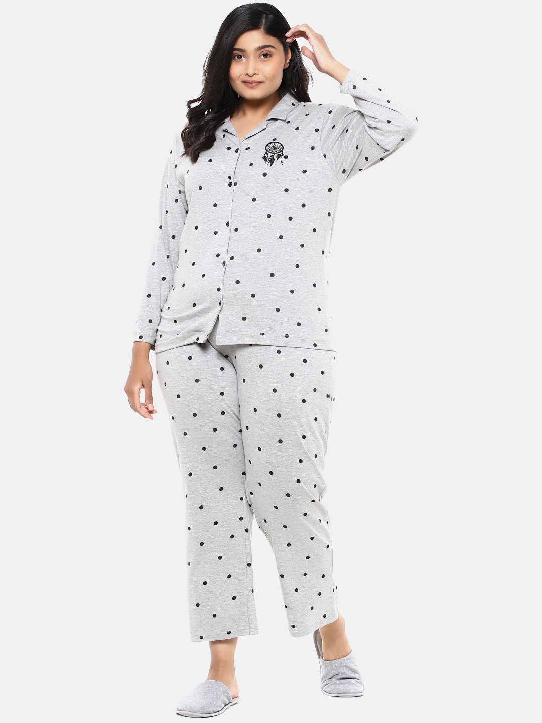 

Instafab Plus Women Grey & Black Printed Night suit
