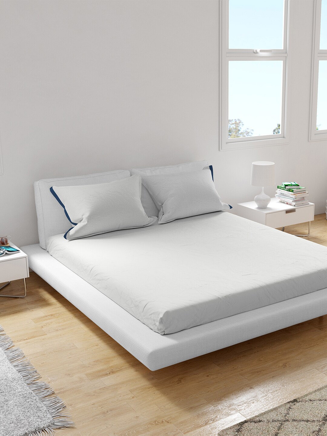 

Himeya White & Blue 300 TC Cotton King Sustainable Bedsheet with 2 Pillow Covers