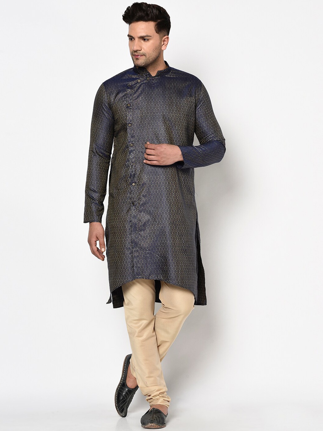 

TABARD Men Navy Blue Mandarin Collar Asymmetric Jacquard Kurta