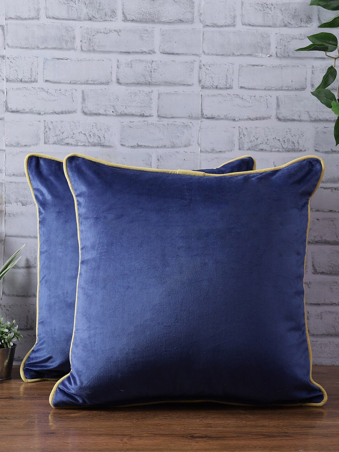 

eyda Blue Set of 2 Velvet Square Cushion Covers