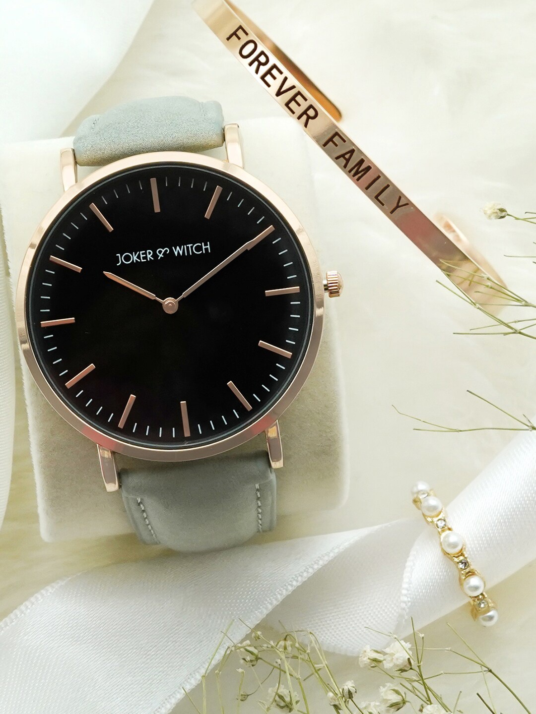 

Joker & Witch Medieval Love Triangle Watch & Bracelet & Rings Gift Set JWLT197, White