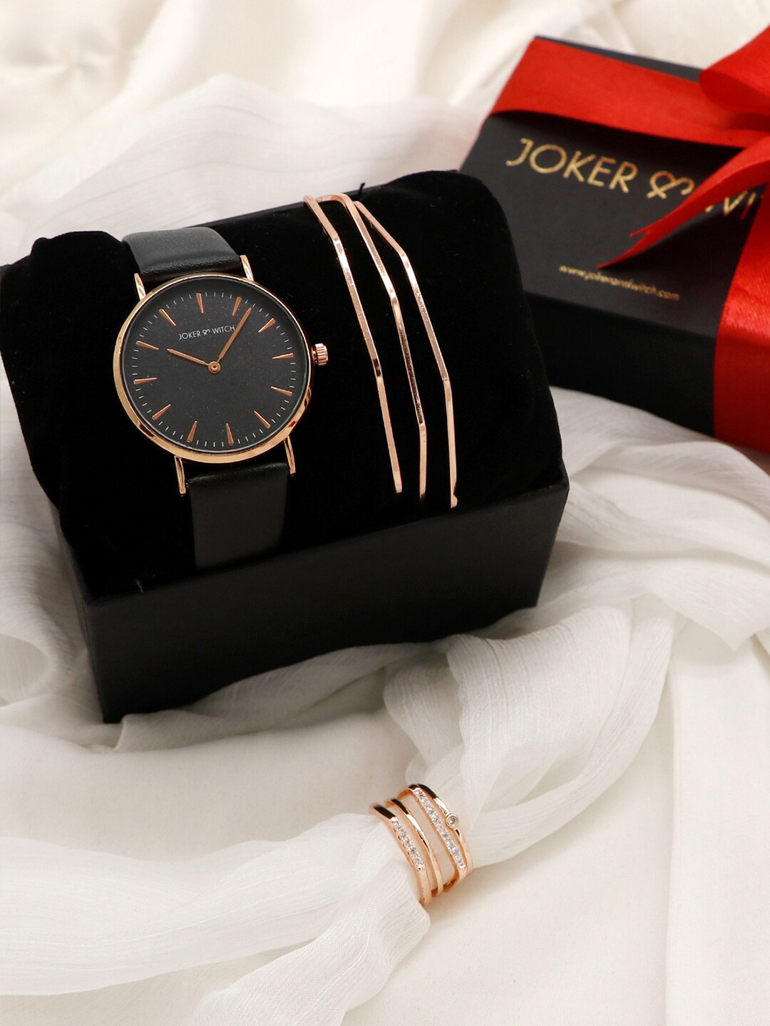 

JOKER & WITCH Women Black & Rose Gold-Toned Love Triangle Watch Gift Set JWLT16