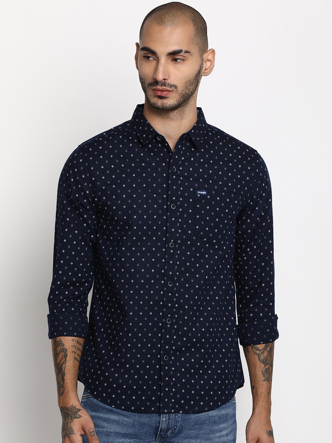 

Wrangler Men Navy Blue Slim Fit Printed Casual Shirt
