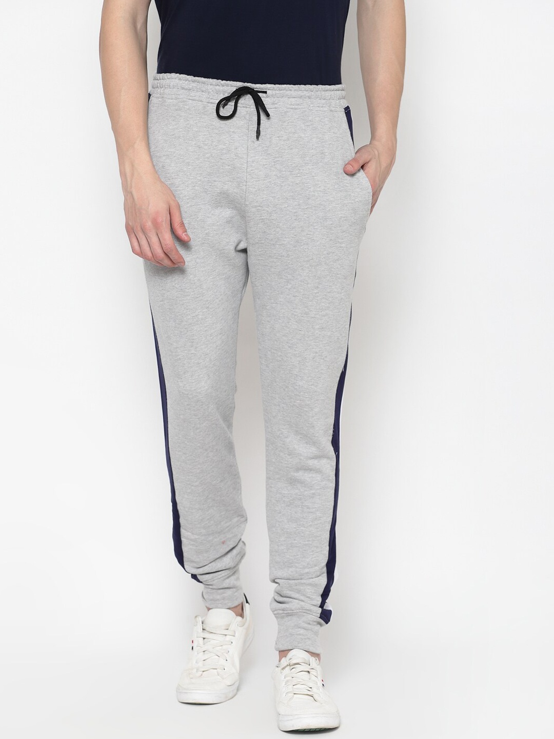 

PAUSE SPORT Men Grey-Toned Solid Slim Fit Antimicrobial Trackpant