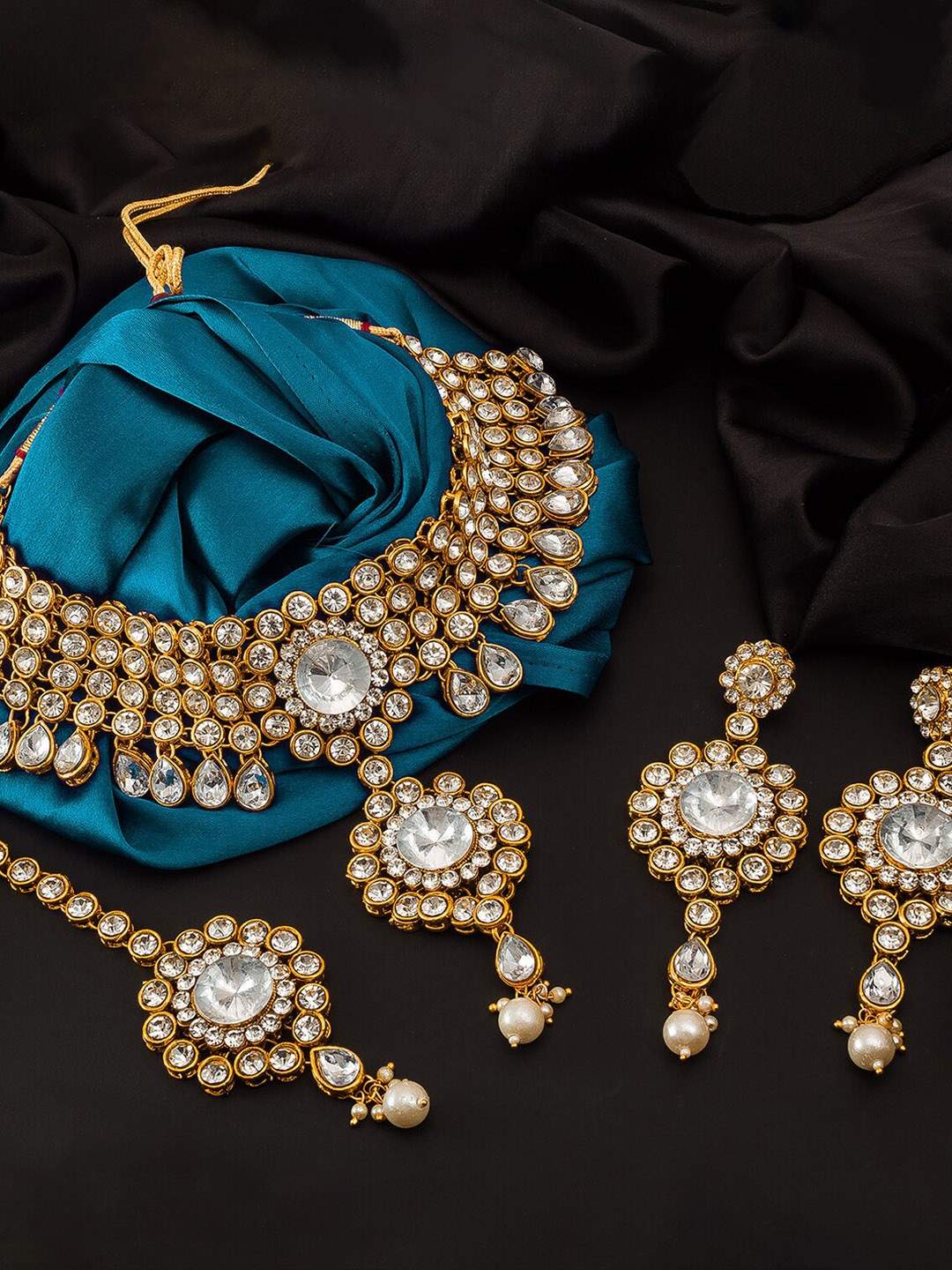 

aadita Gold-Plated White American Diamond-Studded Choker Jewellery Set