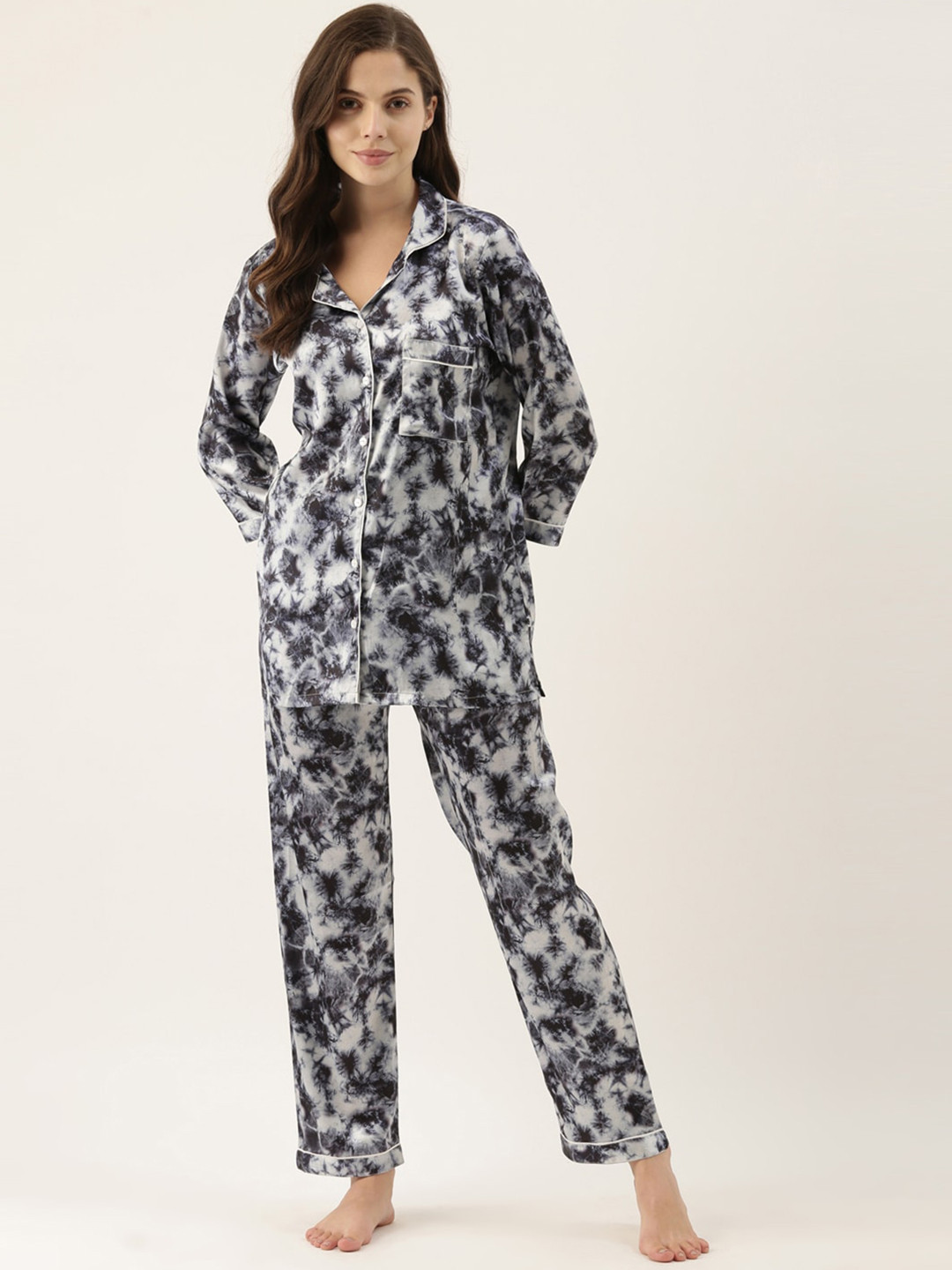 

Bannos Swagger Women Black & White Printed Night Suit