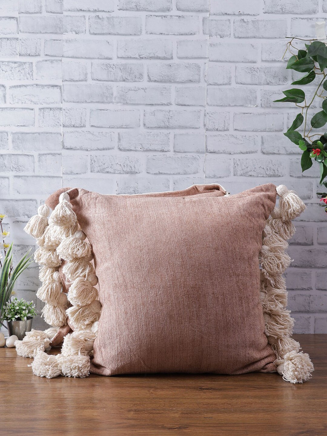 

eyda Set Of 2 Peach-Coloured Square Cushion Covers