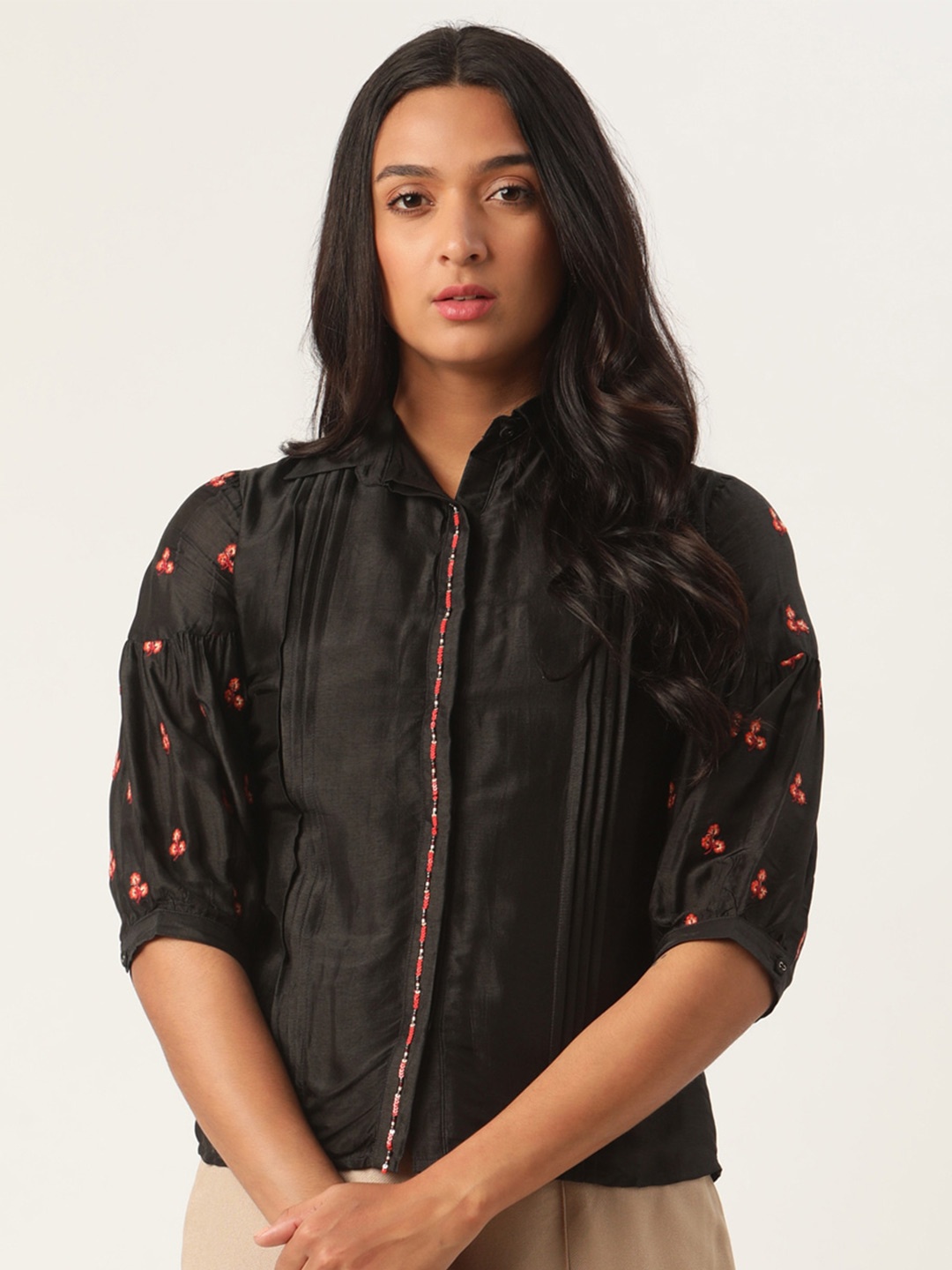 

ROOTED Women Black & Red Mandarin Collar Embroidered Puff Sleeve Shirt Style Top