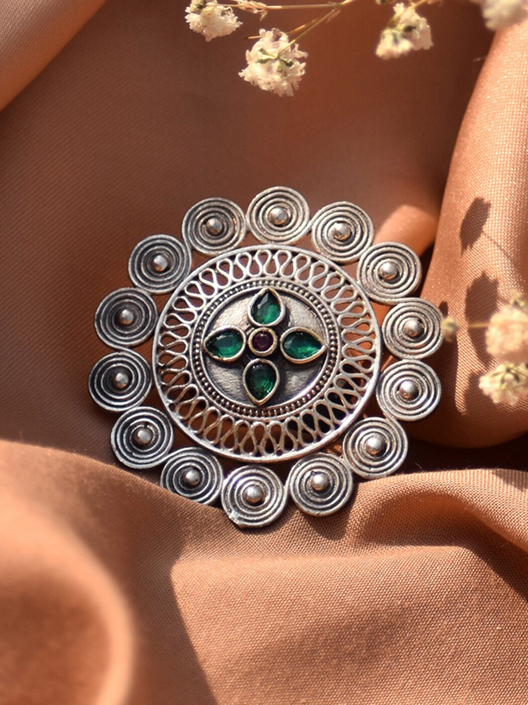 

TEEJH Women Oxidised Silver-Toned & Green Stone-Studded Floral Shaped Finger Ring