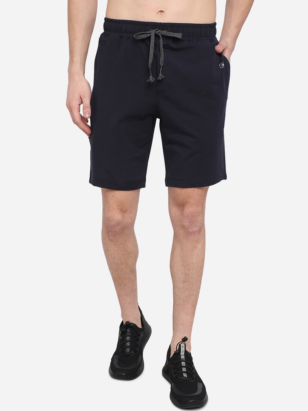 

JADE BLUE Men Mid-Rise Regular Shorts, Navy blue
