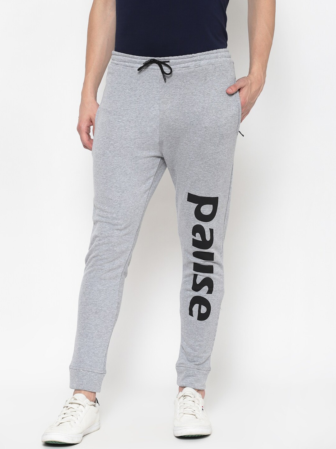 

PAUSE SPORT Men Grey Printed Slim Fit Antimicrobial Outdoor Joggers