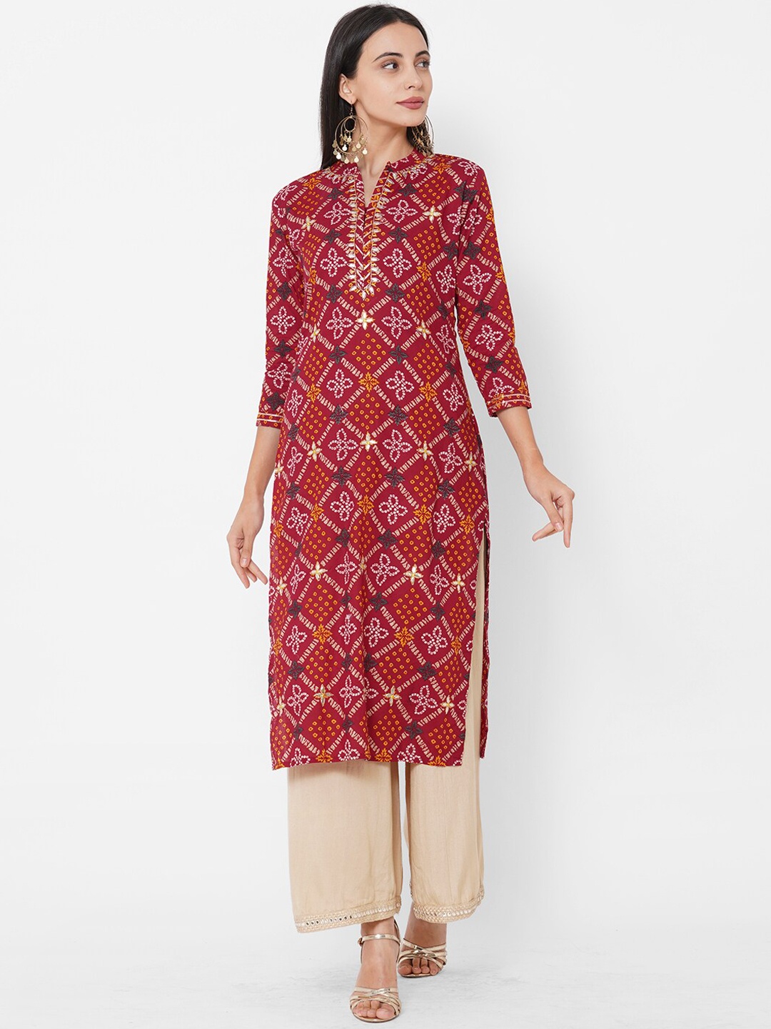 

FASHOR Women Maroon Gotta Patti Embroidered Bandhani Straight Kurta