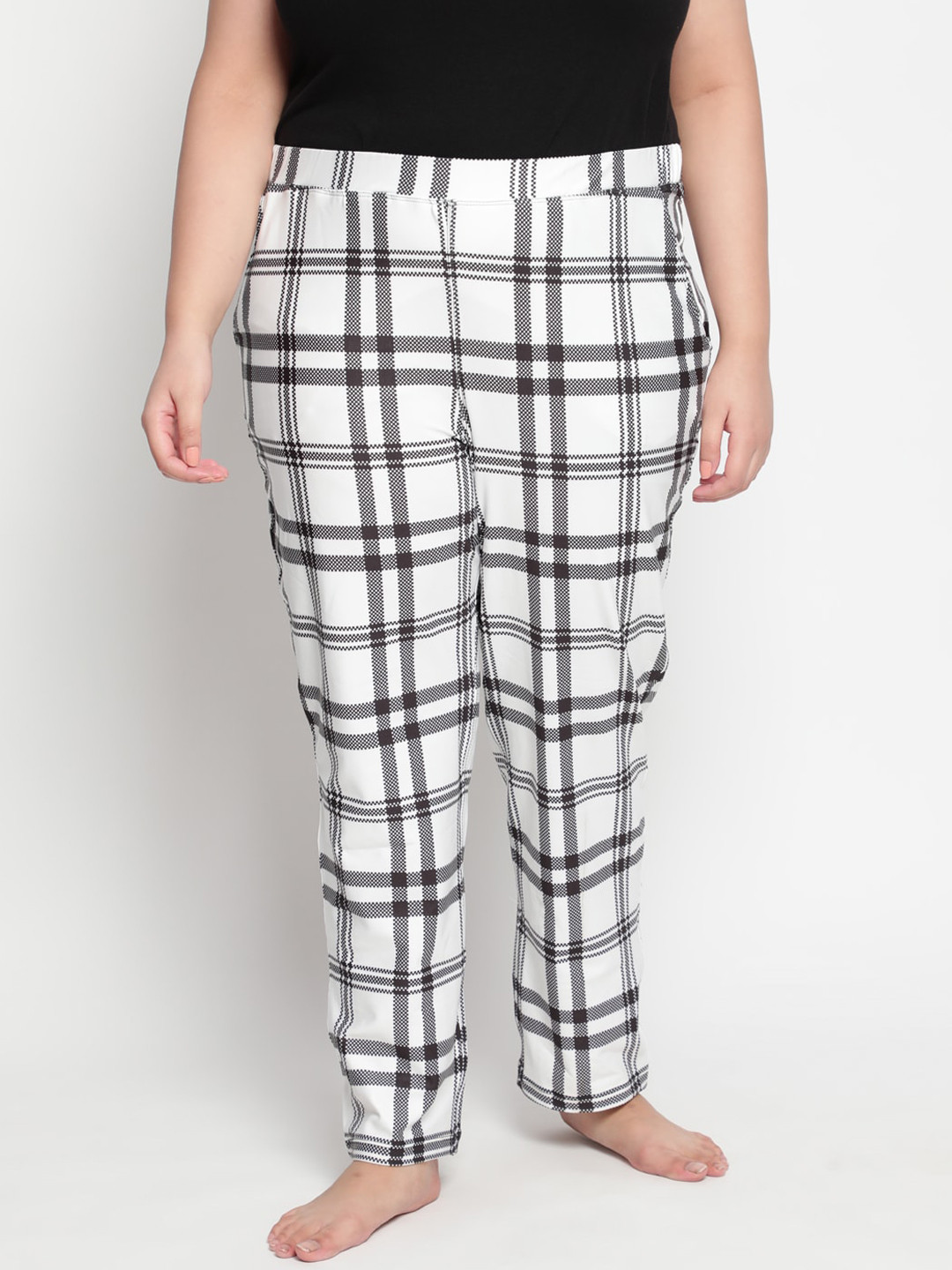 

Amydus Women Plus Size Black & White Checked Straight-Fit Lounge Pants
