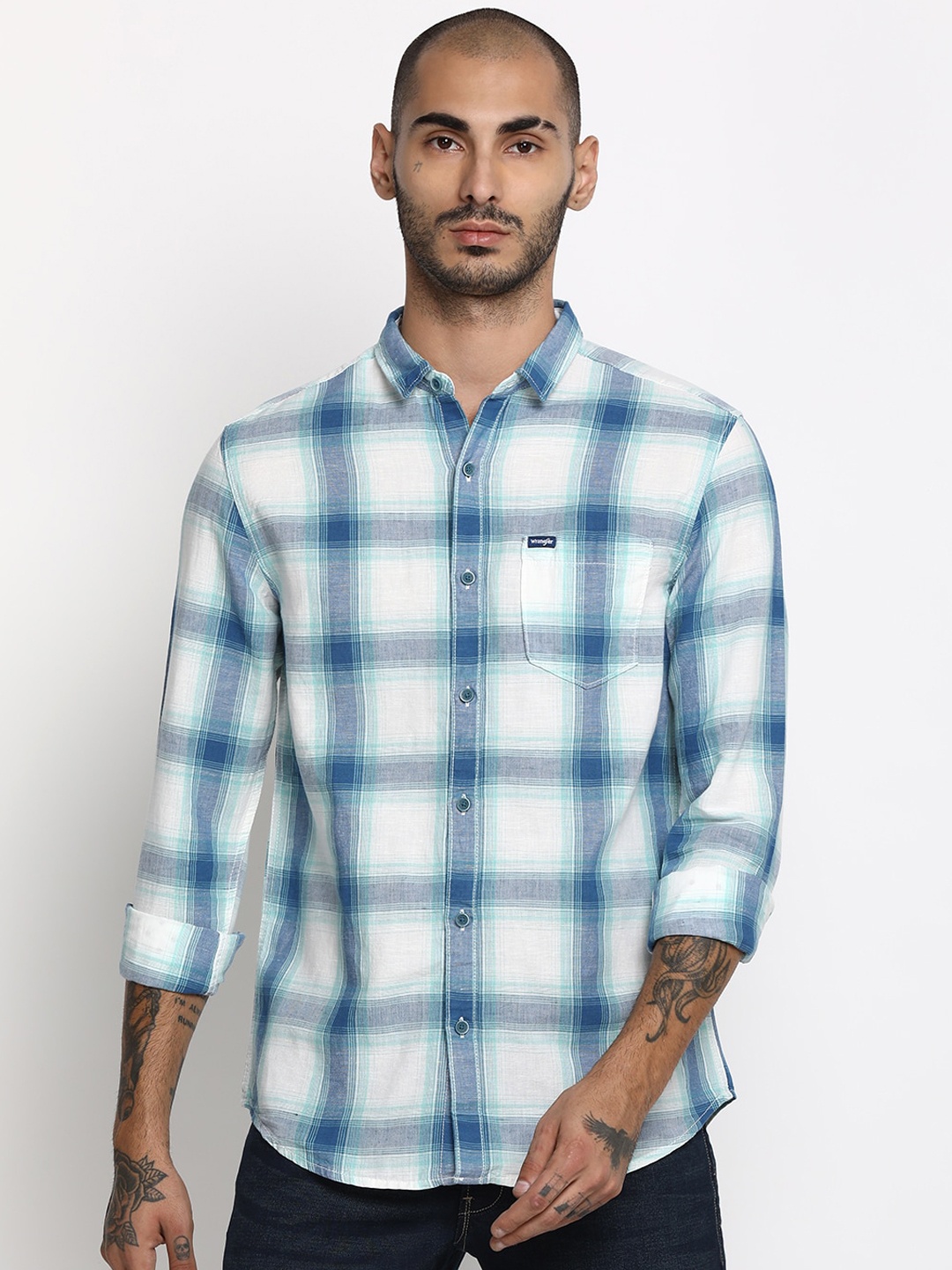 

Wrangler Men White Checked Casual Shirt