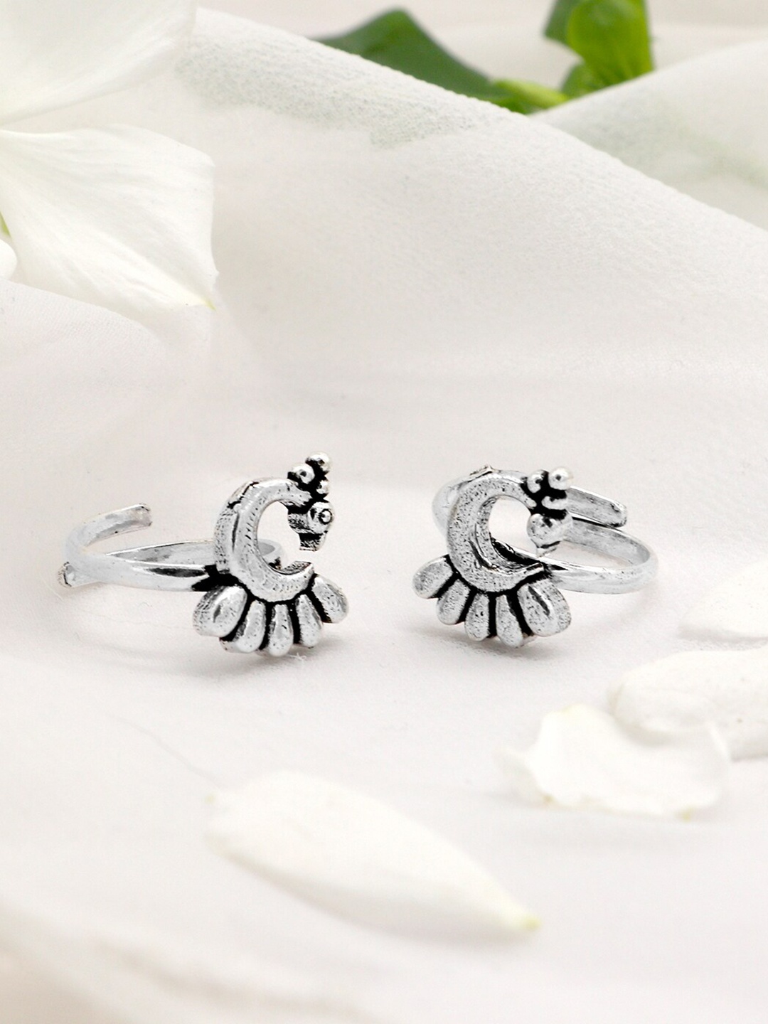 

TEEJH Set Of 2 Oxidised Silver-Toned Oxidized Adjustable Toe Rings