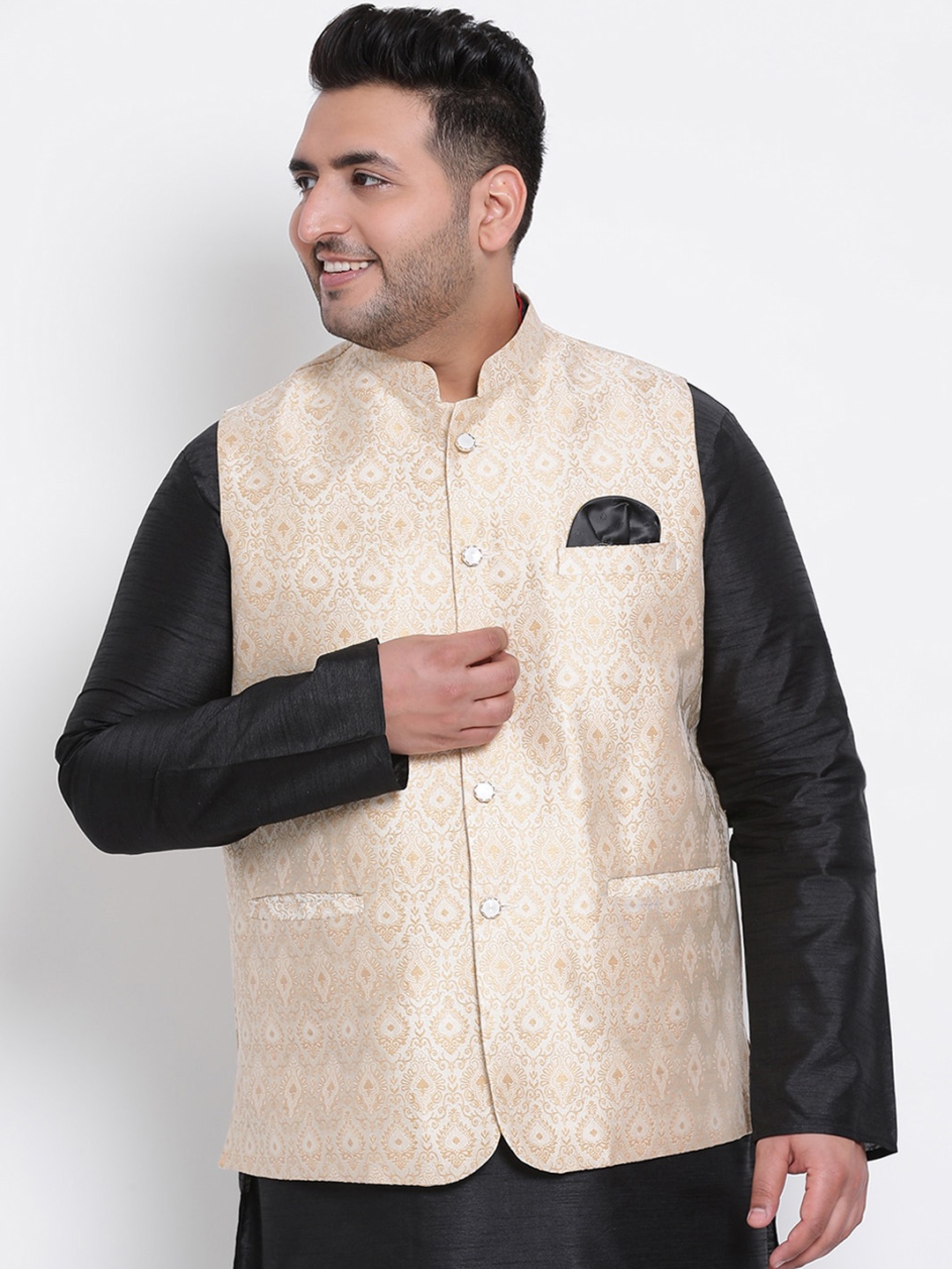 

hangup trend Men Off White & Beige Woven Design Nehru Jacket