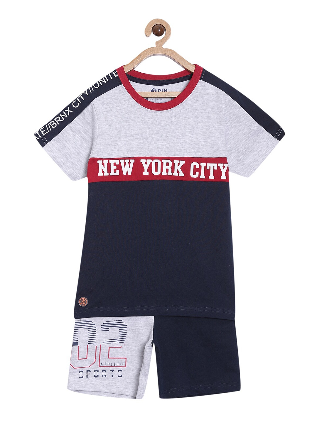 

3PIN Boys Grey & Navy Blue Colourblocked T-shirt