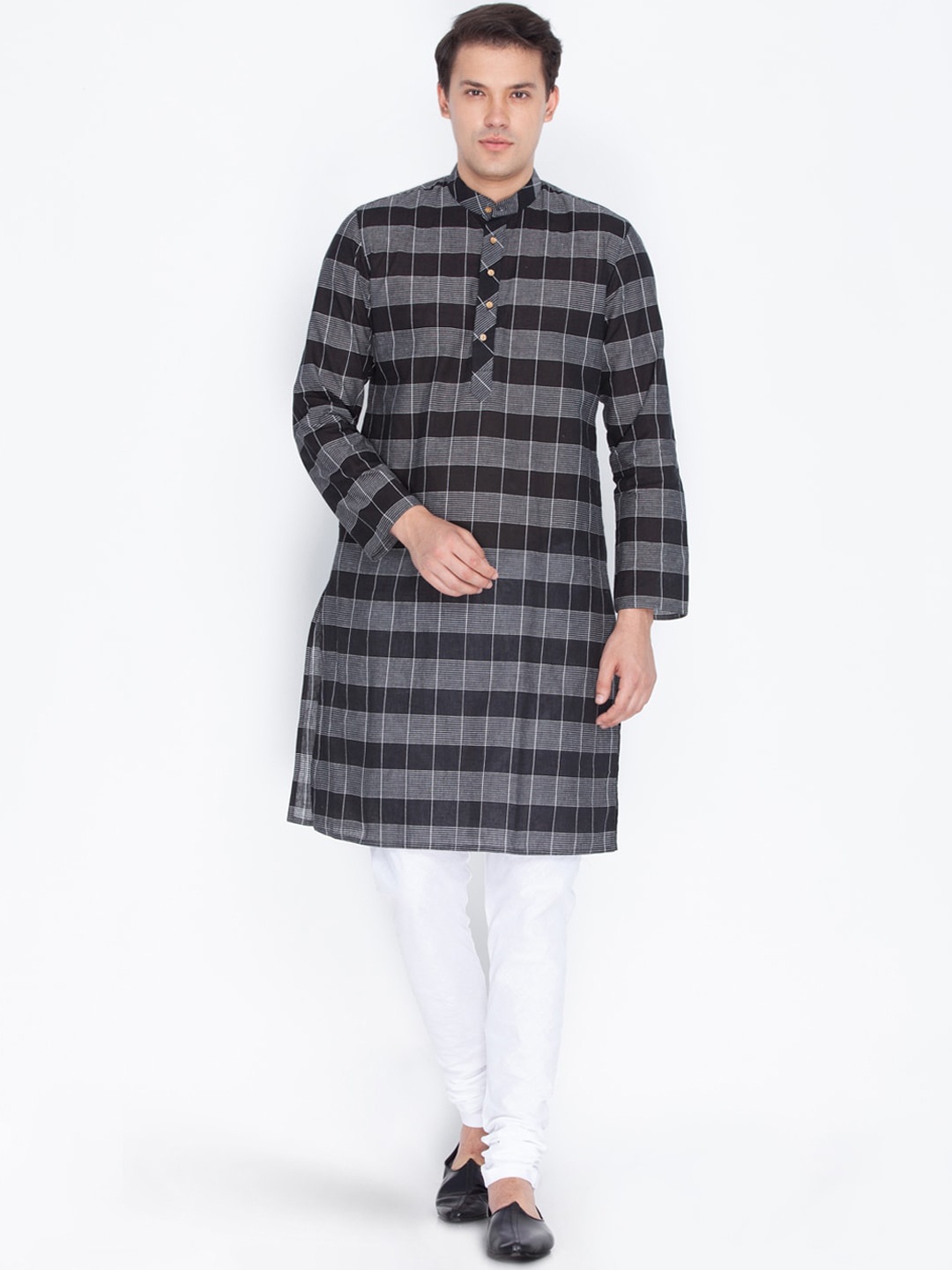 

VASTRAMAY Men Black & White Checked Pure Cotton Kurta With Churidar