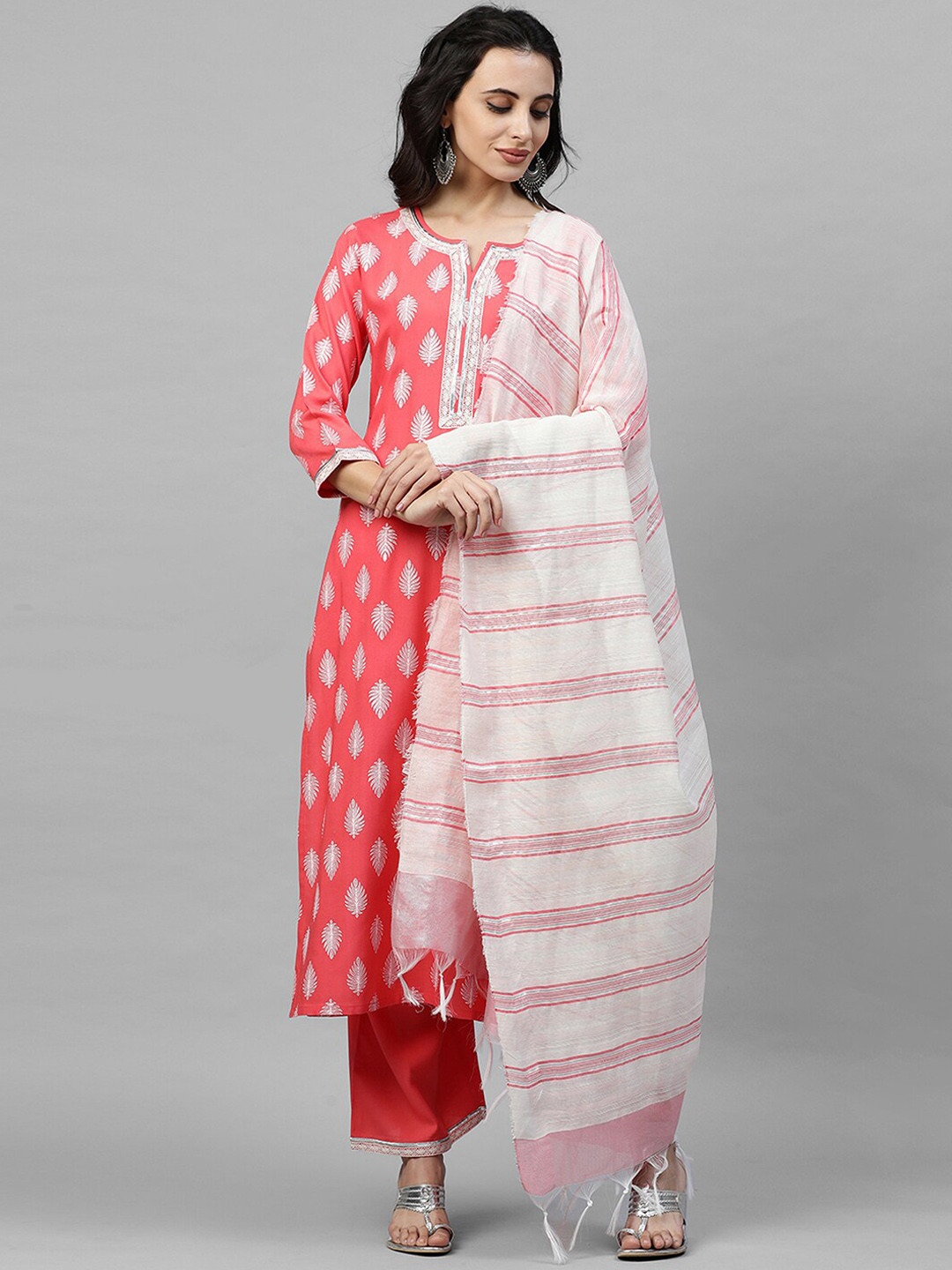 

Indo Era Women Pink & White Ethnic Motifs Printed Kurta with Palazzos & With Dupatta