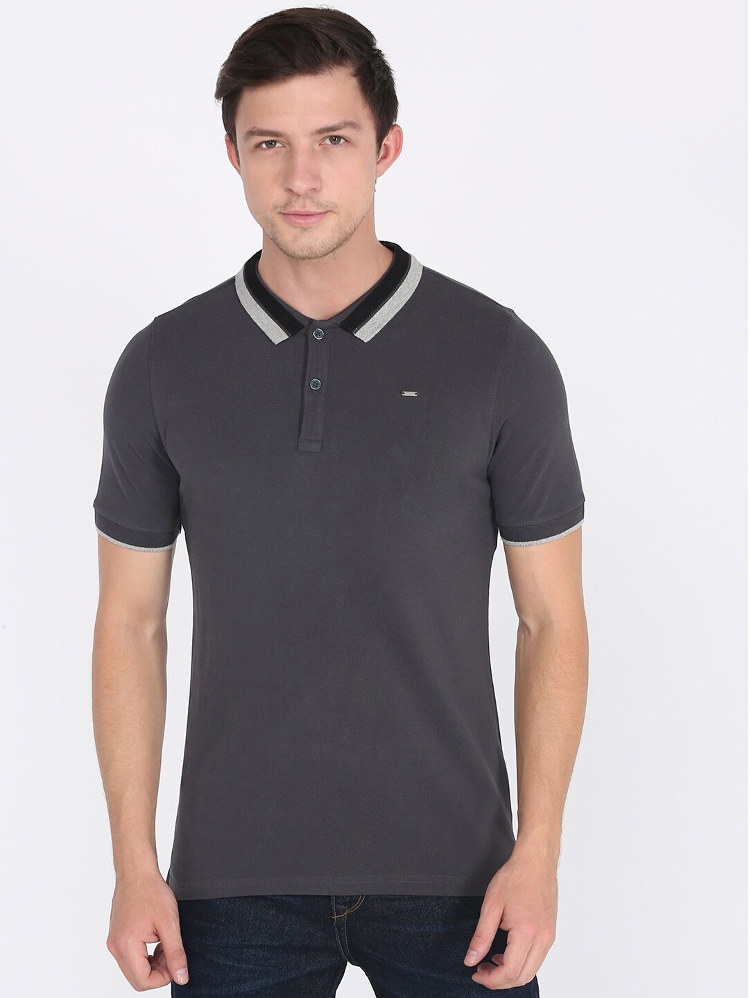 

Lee Men Grey Striped Polo Collar T-shirt