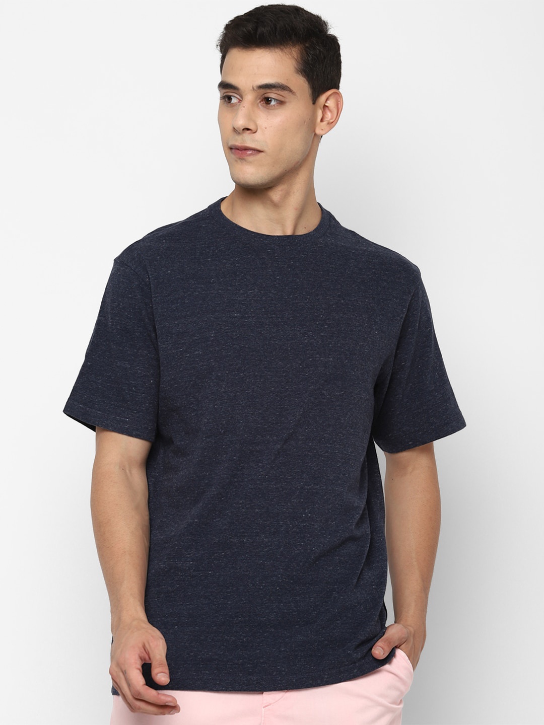 

AMERICAN EAGLE OUTFITTERS Men Navy Blue Solid T-shirt