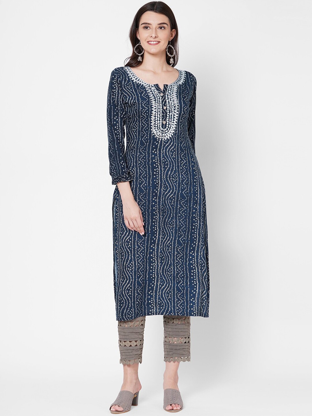 

FASHOR Women Navy Blue & White Bandhani Printed Mirror Work Kurta