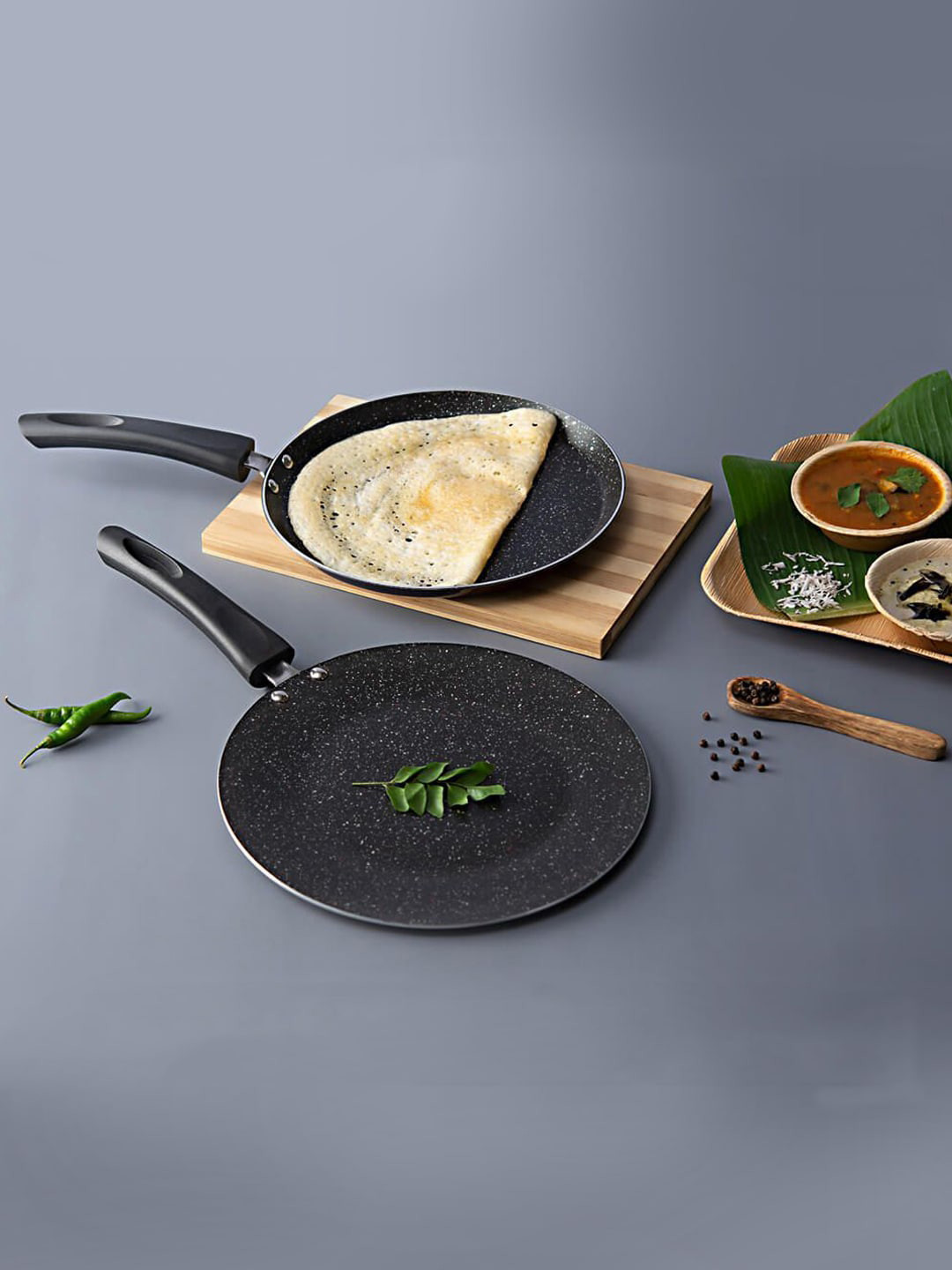 

Vinod Set Of 2 Black Aluminium Non-Stick Cookware Set