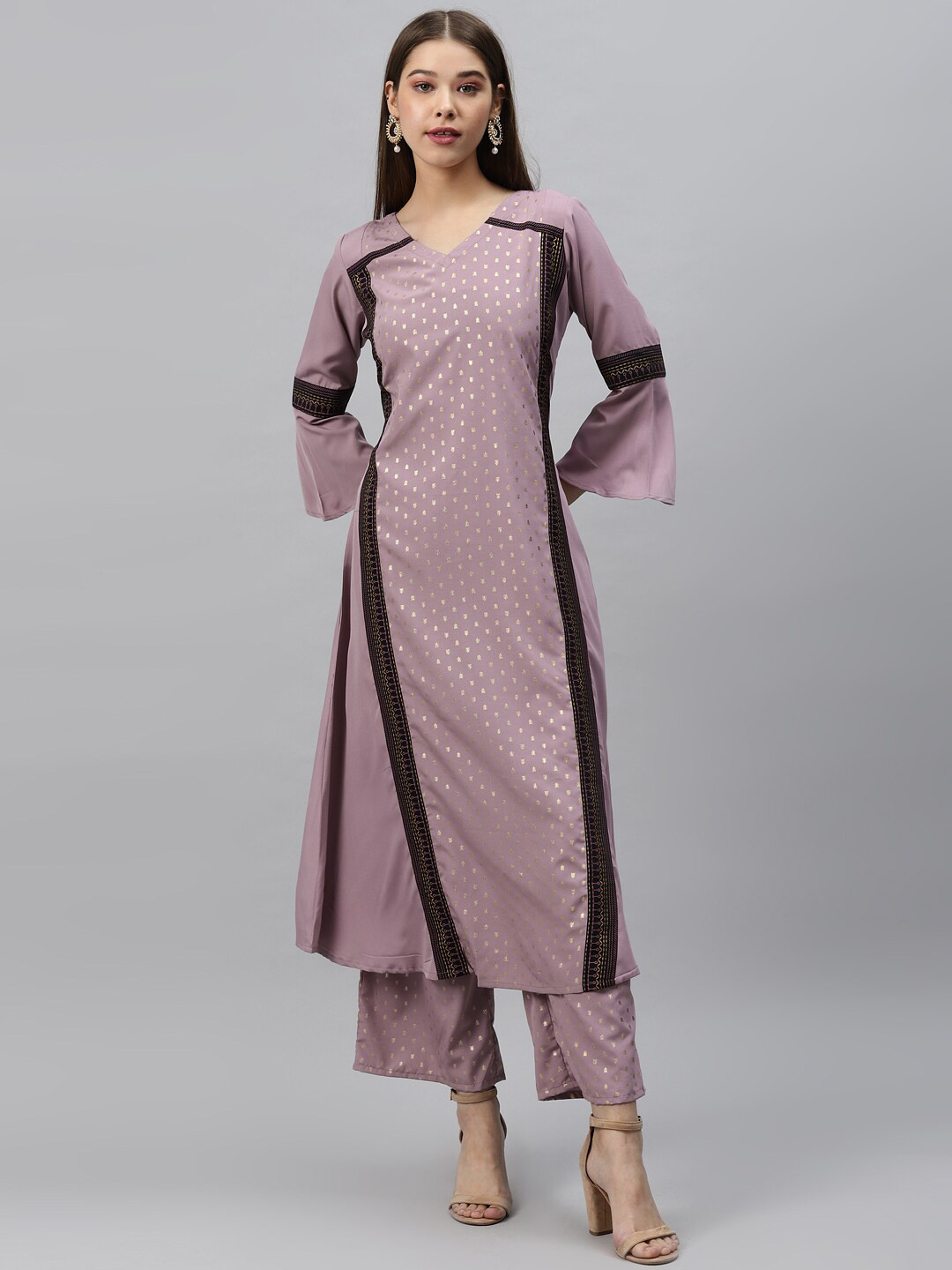 

ZIYAA Women Purple & Gold-Toned Foil Printed Bell Sleeves Crepe Kurta