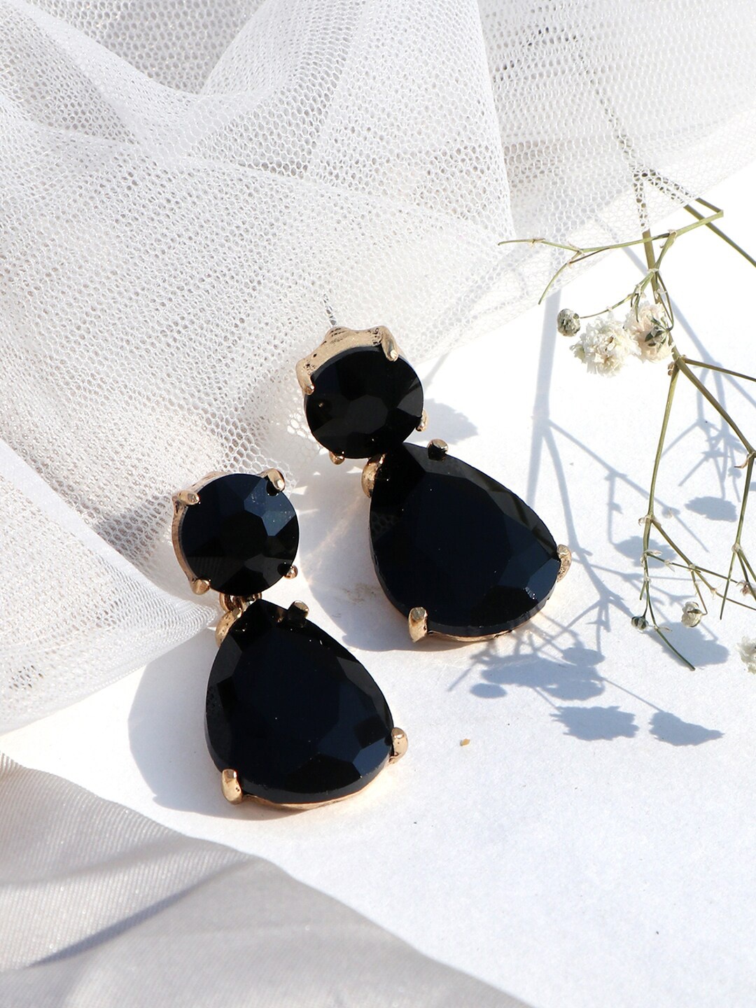 

JOKER & WITCH Black Teardrop Shaped Drop Earrings