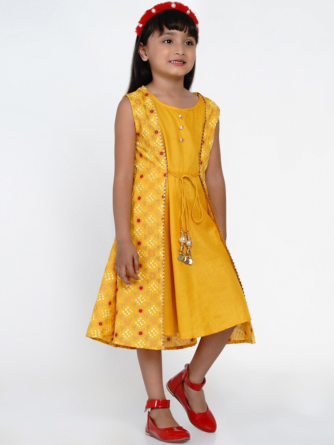 

Bitiya by Bhama Yellow & White Ethnic Motifs Cotton Dress