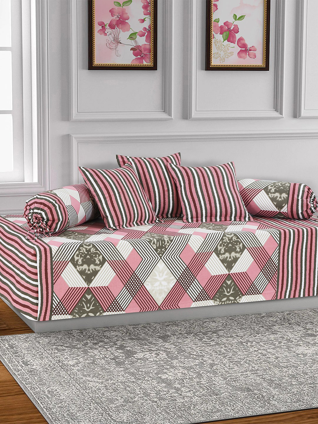 

Salona Bichona 6-Pieces Pink & White Geometric Bedsheet With Bolster & Cushion Covers