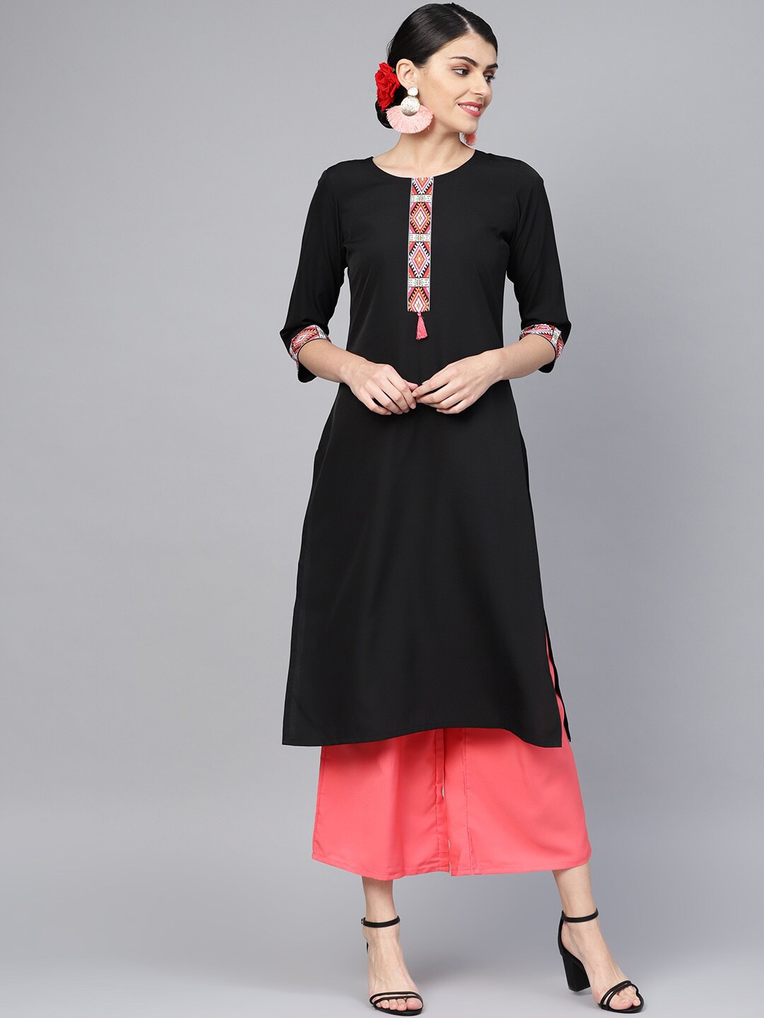 

ZIYAA Women Black Crepe Straight Kurta